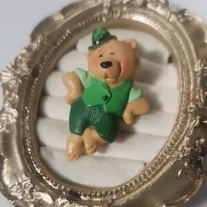 Hallmark Vintage St Patricks Day Bear Brooch 1986